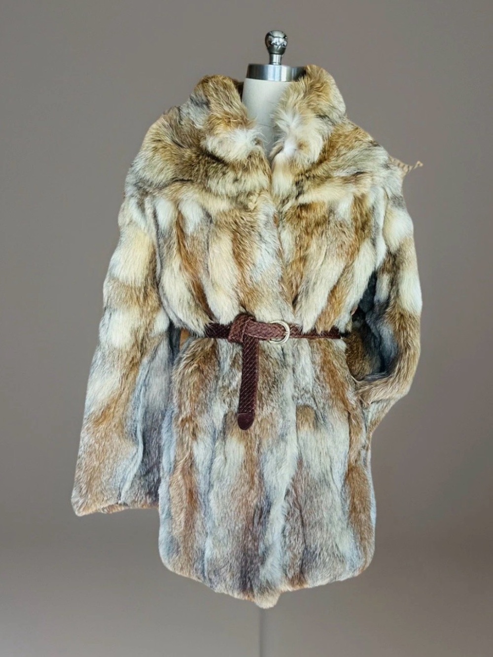 GENUINE VINTAGE RED FOX FUR COAT SZ 40 SOFT NOT COYOTE LYNX MINK OR CHINCHILLA